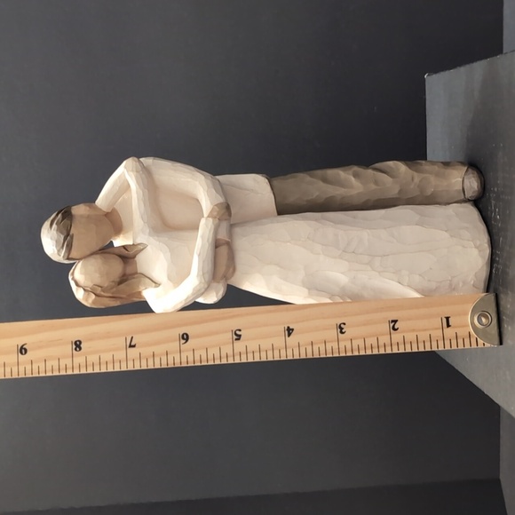 Willow Tree Together Man And Women Embracing Figurine . - Picture 7 of 7